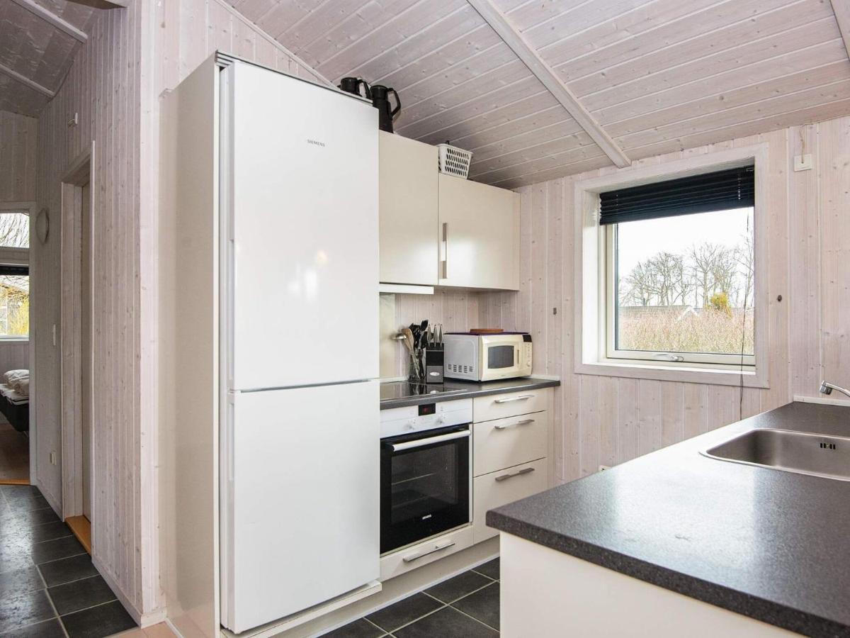 Three-Bedroom Holiday Home In Juelsminde 18 Sonderby  エクステリア 写真